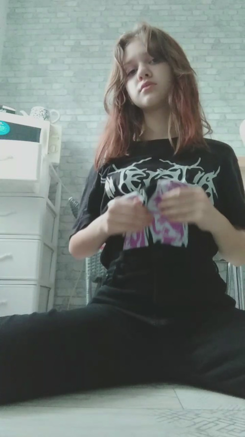 [Image: IU-2.md.jpg]