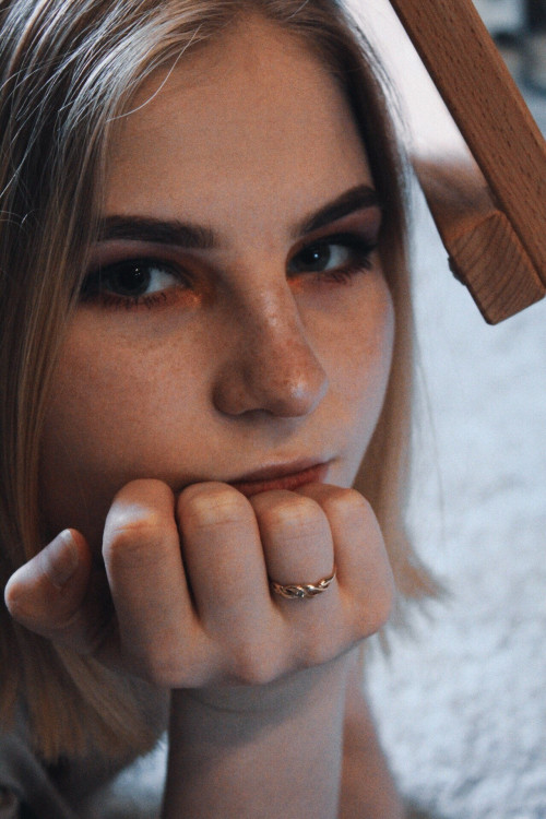 [Image: pic046.md.jpg]