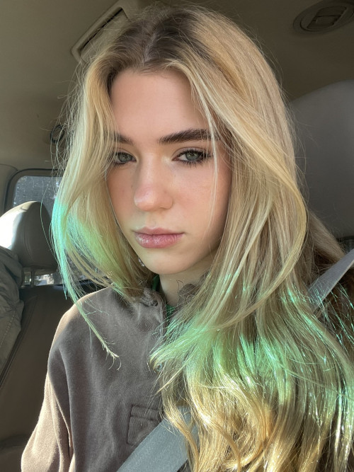 [Image: Rachel-M-56.md.jpg]