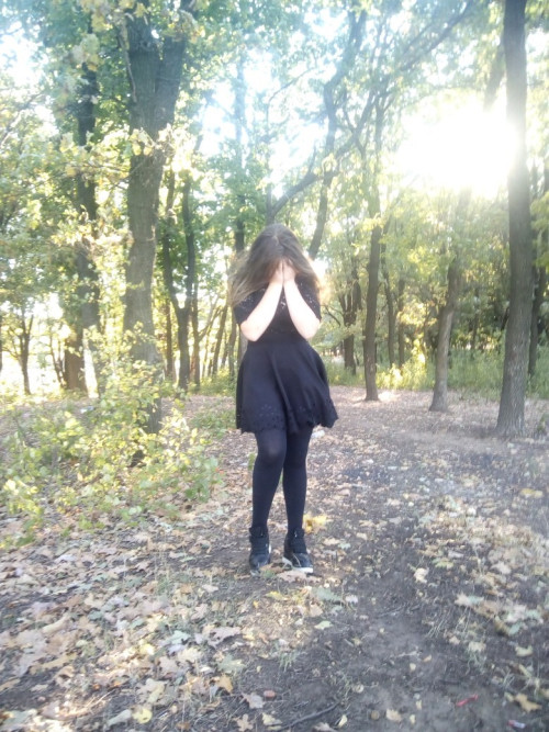 [Image: lolya18-157.md.jpg]